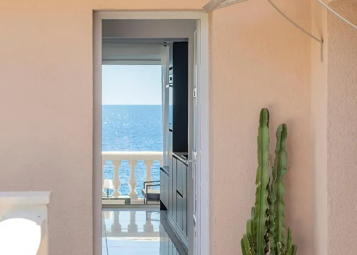 Tresor D Antheor- Bord De Mer