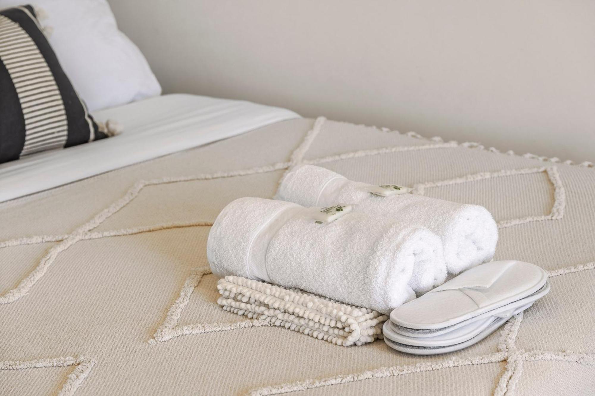 Tresor D Antheor- Bord De Apartment *